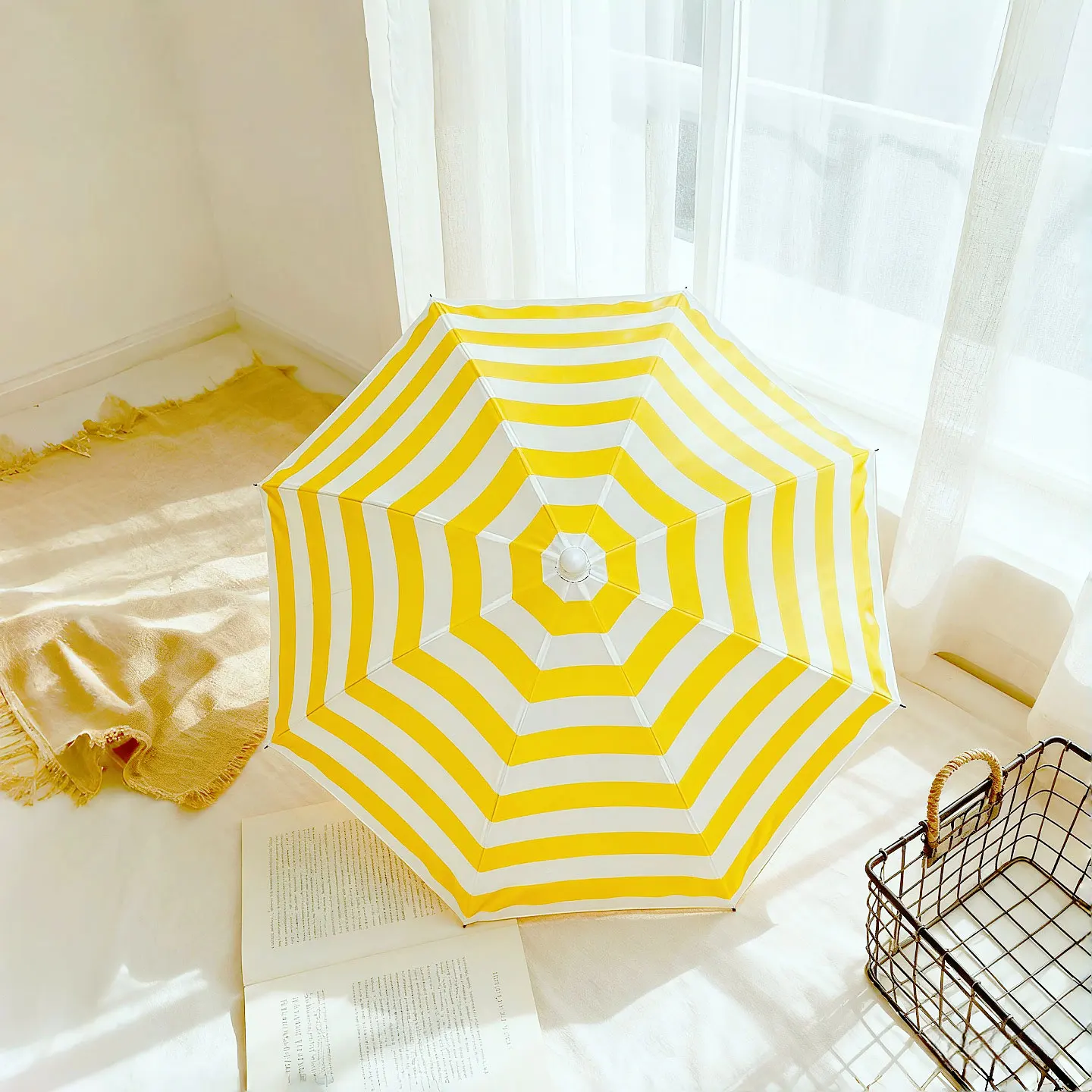 1pc Pastel Striped Kawaii Lolita Umbrella Ultra Lightweight Cosplay Parasol for Photoshoot Tea Party Aesthetic Costume Prop
1pc Pastel Striped Kawaii Lolita Umbrella Ultra Lightweight Cosplay Parasol for Photoshoot Tea Party Aesthetic Costume Prop