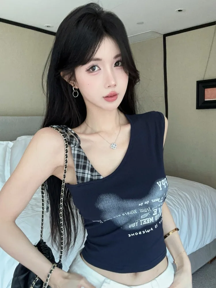 Korean Style Shoulder Print Vest Women's Slim Fit Summer New Design Sleeveless Top Hot Girl Style City Walk Fashion
Korean Style Shoulder Print Vest Women's Slim Fit Summer New Design Sleeveless Top Hot Girl Style City Walk Fashion