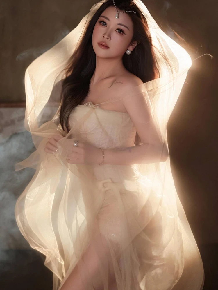 Elegant Studio Theme Art Photography Costume Personal Birthday Photo Shoot High-End Atmosphere Lighting Fashionable Wardrobe
Elegant Studio Theme Art Photography Costume Personal Birthday Photo Shoot High-End Atmosphere Lighting Fashionable Wardrobe