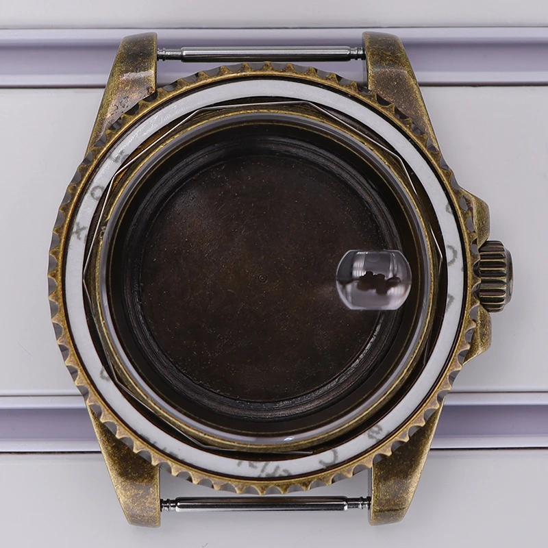 Bronze Retro 40mm Watch Case Sapphire Glass with seal ring waterproof For nh35 nh34 NH36 4R36 Movement sub gmt Case 28 5mm dial
Bronze Retro 40mm Watch Case Sapphire Glass with seal ring waterproof For nh35 nh34 NH36 4R36 Movement sub gmt Case 28 5mm dial