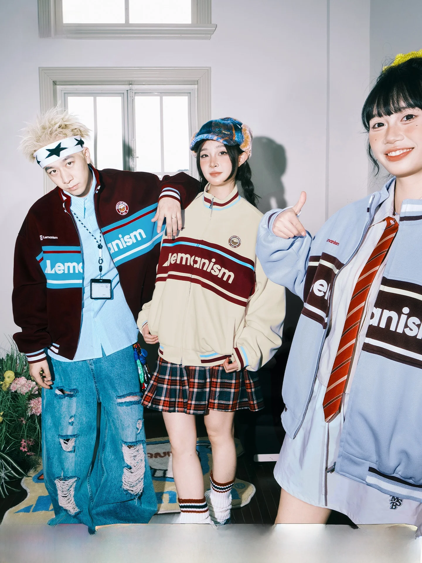 Lemanism, американский тренд, цветной принт с буквенным принтом, джат с воротником-стойкой для пар, весенне-осенняя верхняя одежда для мужчин и женщин, свободная посадка
Lemanism, американский тренд, цветной принт с буквенным принтом, джат с воротником-стойкой для пар, весенне-осенняя верхняя одежда для мужчин и женщин, свободная посадка