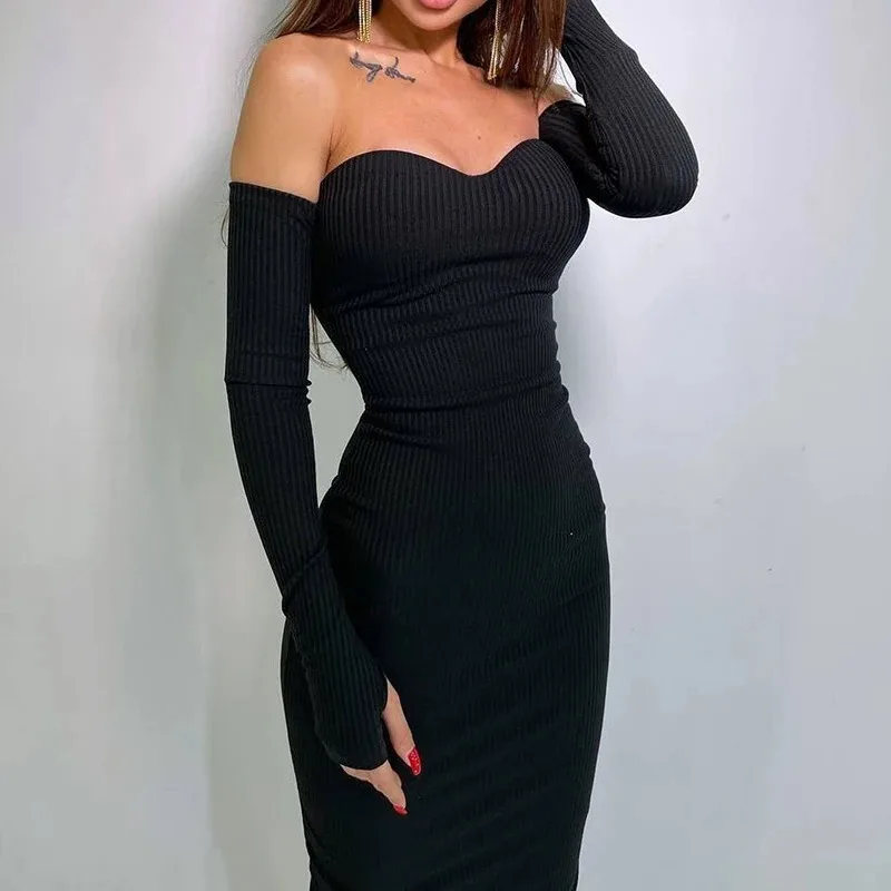 2024 Summer Fashion Women's Directional Design Dress New Solid Color Ruffled Hip Dress Single Shoulder Long Sleeve Dress
2024 Summer Fashion Women's Directional Design Dress New Solid Color Ruffled Hip Dress Single Shoulder Long Sleeve Dress