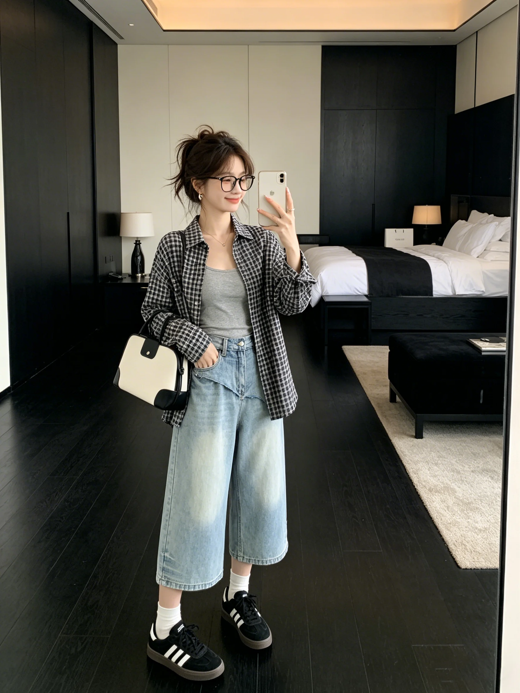 Korean Style Patchwork Jeans High Waist Slimming Seven-Foot Pants Light Color Summer Distressed Women's Wide Leg Pants
Korean Style Patchwork Jeans High Waist Slimming Seven-Foot Pants Light Color Summer Distressed Women's Wide Leg Pants