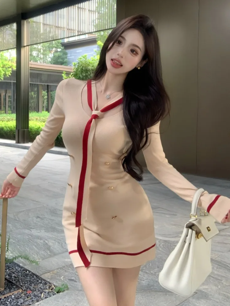 Elegant Pure Desire Color Block Tight Fit Short Skirt Long Sleeve Women's Dress Highlighting Body Shape Commute Style Online ...
Elegant Pure Desire Color Block Tight Fit Short Skirt Long Sleeve Women's Dress Highlighting Body Shape Commute Style Online ...