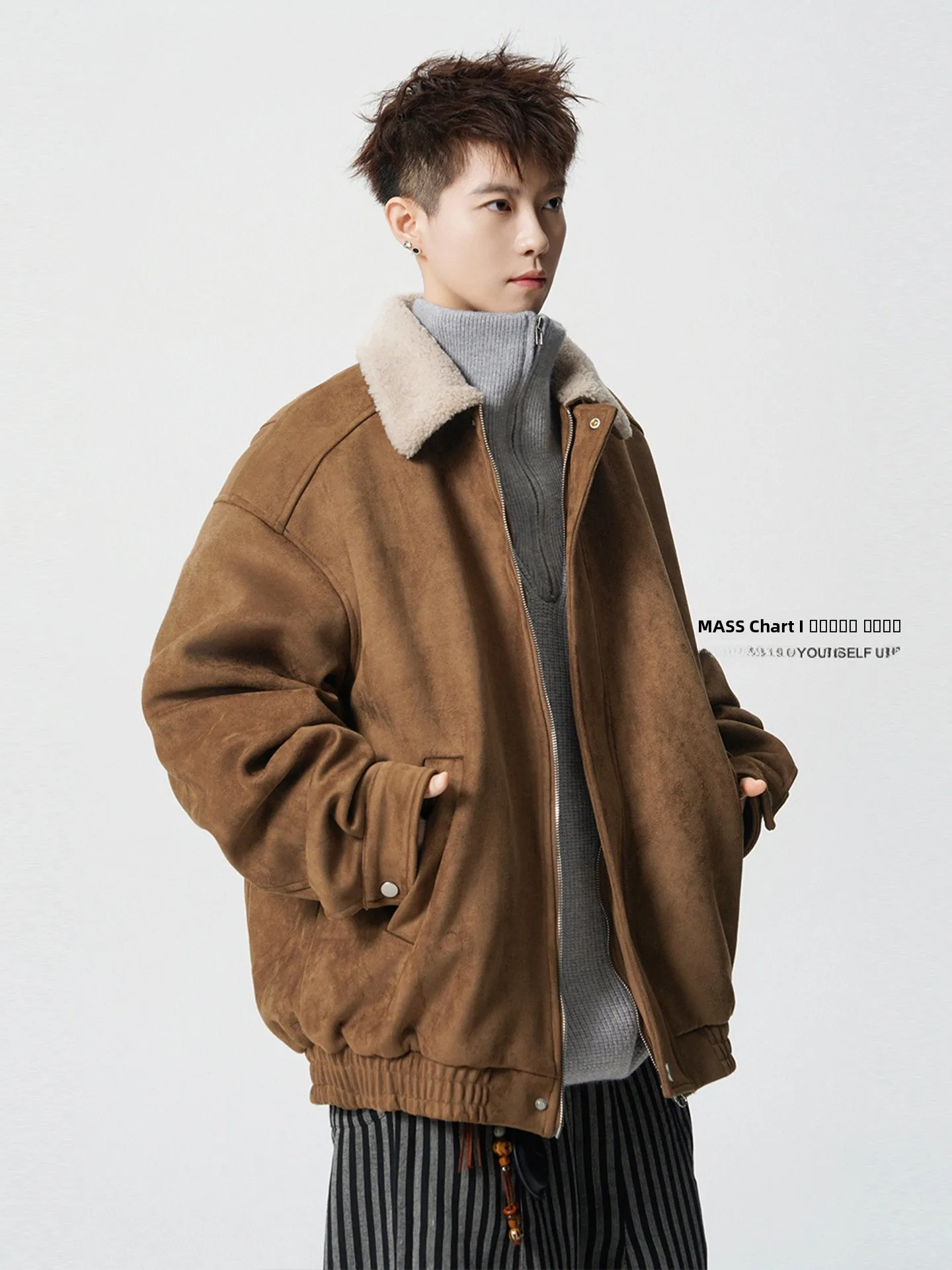 American Barn Sle Lamb Velvet Collar Suede Cotton Jaet Men Winter Trendy Loose Casual Warm Cotton Clothes Zipper Closure
American Barn Sle Lamb Velvet Collar Suede Cotton Jaet Men Winter Trendy Loose Casual Warm Cotton Clothes Zipper Closure
