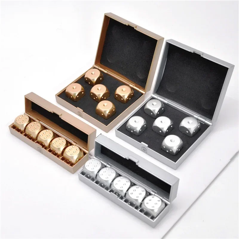 Pure Silver Gold Color Aluminum Alloy Dices with Exquisite Box, Dominoes Game, Camping Poker, KTV Bar Party Props, Upscale
Pure Silver Gold Color Aluminum Alloy Dices with Exquisite Box, Dominoes Game, Camping Poker, KTV Bar Party Props, Upscale