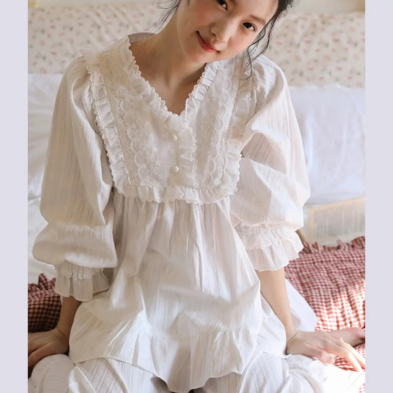 100% Cotton French Princess Korean Sweet Girls Lace Nightwear Cute Home Dress Set Sleepwear Pajamas Spring Summer
100% Cotton French Princess Korean Sweet Girls Lace Nightwear Cute Home Dress Set Sleepwear Pajamas Spring Summer