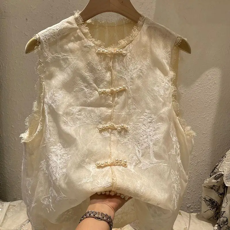 Commuting Stitching Outer Vest for Women Summer Thin Heavy Industry Embroidery New Chinese Style National Style Button Top
Commuting Stitching Outer Vest for Women Summer Thin Heavy Industry Embroidery New Chinese Style National Style Button Top