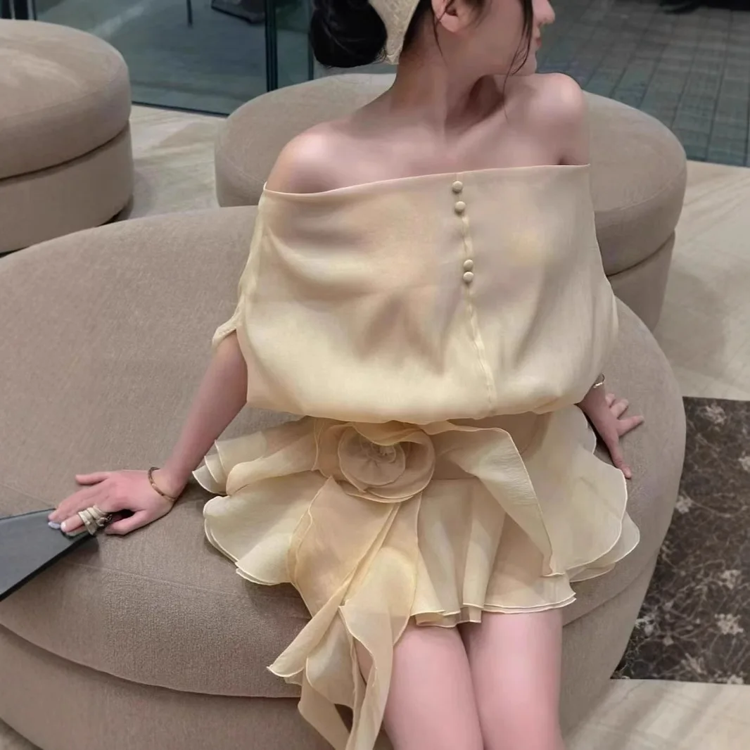 customized women's adult fashion clothing elegant casual vacation style backless lace up one shoulder foam gauze shirt dress
customized women's adult fashion clothing elegant casual vacation style backless lace up one shoulder foam gauze shirt dress