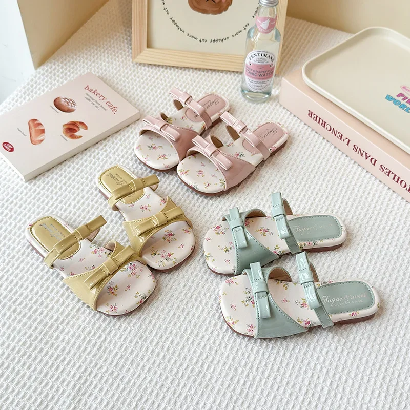Children Sandals for Girls 2025 Summer New Fashion Korean Style Princess Flowers Soft Sole Non-slip Sweet Bowtie Cool Beach Shoe
Children Sandals for Girls 2025 Summer New Fashion Korean Style Princess Flowers Soft Sole Non-slip Sweet Bowtie Cool Beach Shoe