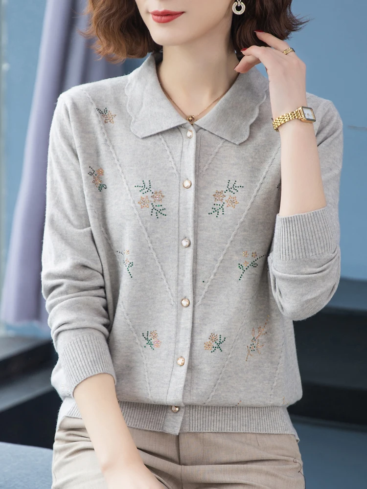 Turn Down Cardigans Sweater Women New Autumn Spring Long Sleeve Knitted Sweaters Embroidery Single-breasted Cardigan Women
Turn Down Cardigans Sweater Women New Autumn Spring Long Sleeve Knitted Sweaters Embroidery Single-breasted Cardigan Women
