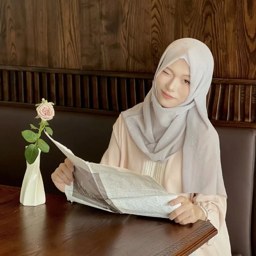 Fashion Elegant Turban Headband Ethnic Solid Color Crystal Chiffon Hijab Headscarf Head Wrap Hijab Shawls Lady
Fashion Elegant Turban Headband Ethnic Solid Color Crystal Chiffon Hijab Headscarf Head Wrap Hijab Shawls Lady