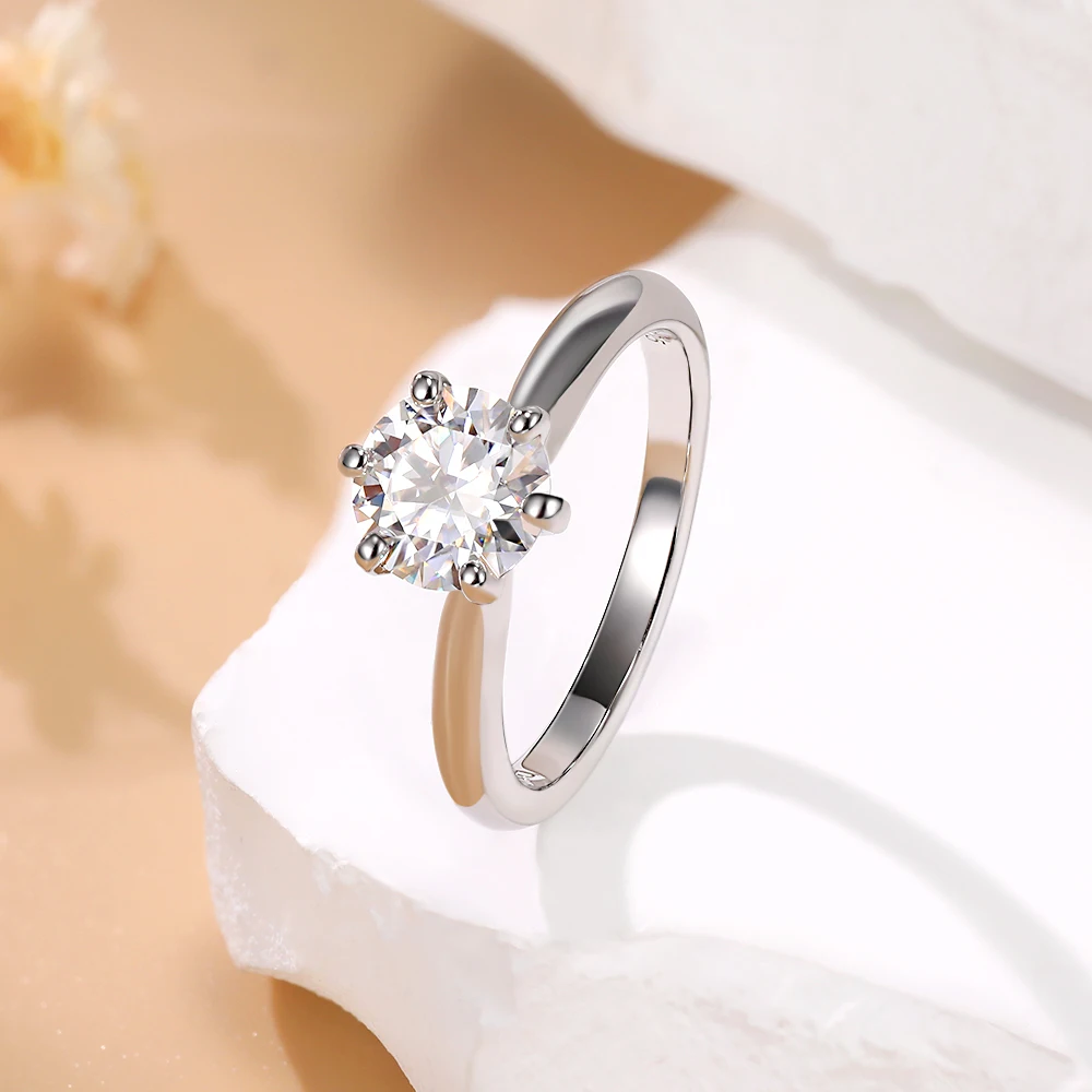 LinkerLove 1/1.5CT Solitaire Moissanite Engagement Rings for Women 18K Gold Plated S925 Silver Promise Ring Wedding Fine Jewelry
LinkerLove 1/1.5CT Solitaire Moissanite Engagement Rings for Women 18K Gold Plated S925 Silver Promise Ring Wedding Fine Jewelry
