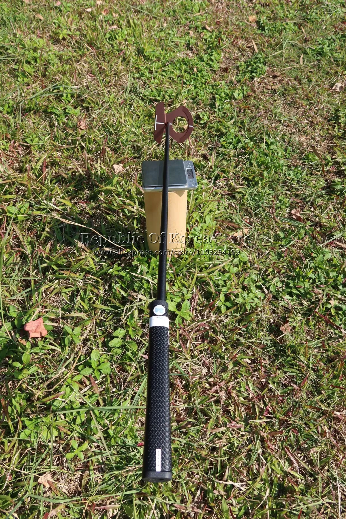 LAB Putter DF3 Сбалансированная клюшка с нулевым крутящим моментом, коричневый графитовый вал, клюшка для гольфа с крышкой на голову
LAB Putter DF3 Сбалансированная клюшка с нулевым крутящим моментом, коричневый графитовый вал, клюшка для гольфа с крышкой на голову