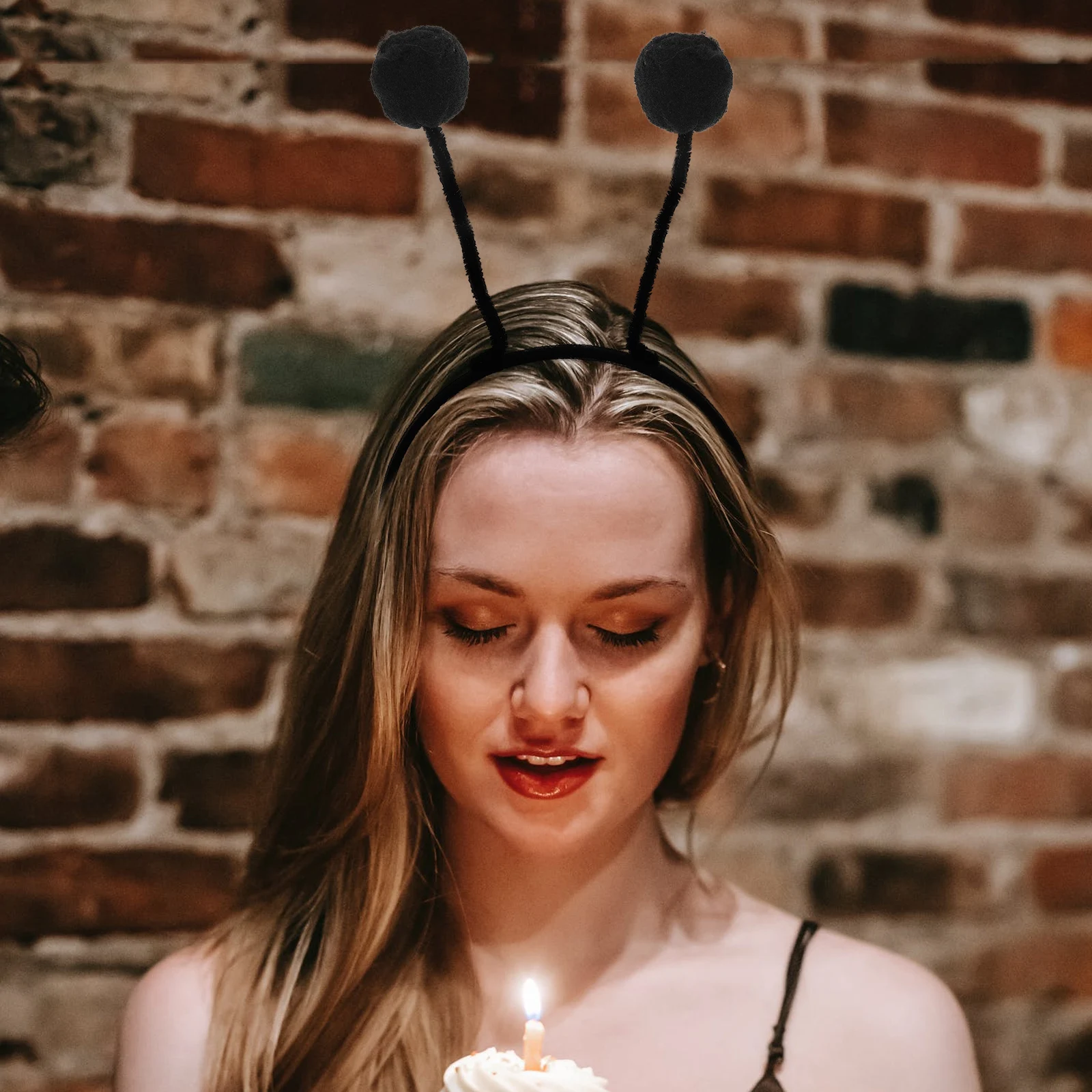 6pcs Ball Headbands Black Cartoon Bee Ant Hair Hoops Smooth Surface Fashionable Accessories Women Girls Halloween Gifts
6pcs Ball Headbands Black Cartoon Bee Ant Hair Hoops Smooth Surface Fashionable Accessories Women Girls Halloween Gifts