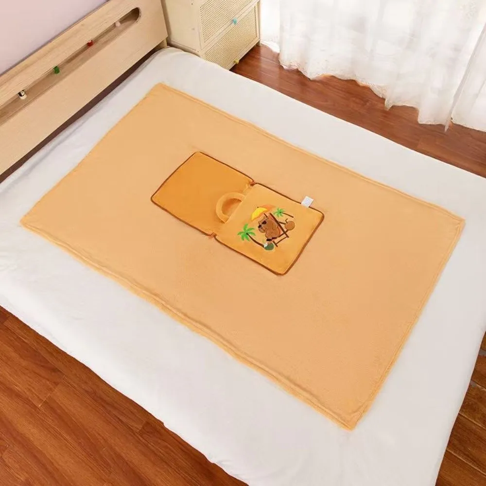New Cute Cartoon Capybara 2-in-1 Foldable Air Conditioning Blanket Portable Multifunctional Sofa Back Cushion
New Cute Cartoon Capybara 2-in-1 Foldable Air Conditioning Blanket Portable Multifunctional Sofa Back Cushion
