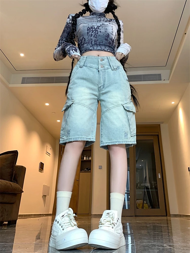 Summer Women's High Waisted Double Buckle Design Shorts Cool Girl Wide Leg Short Jeans Female High Waist Retro Capris Pants
Summer Women's High Waisted Double Buckle Design Shorts Cool Girl Wide Leg Short Jeans Female High Waist Retro Capris Pants