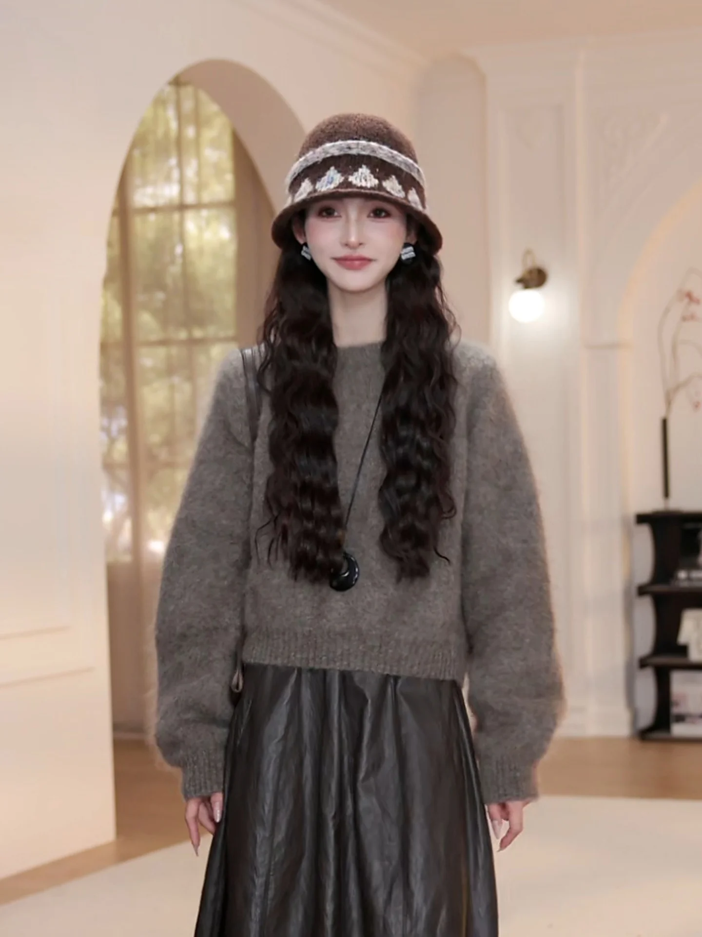 Карамельный круглый свитер Ne, женский свободный длинный свитер све, повседневный удобный шерстяной трикотаж, осеннее новое поступление
Карамельный круглый свитер Ne, женский свободный длинный свитер све, повседневный удобный шерстяной трикотаж, осеннее новое поступление