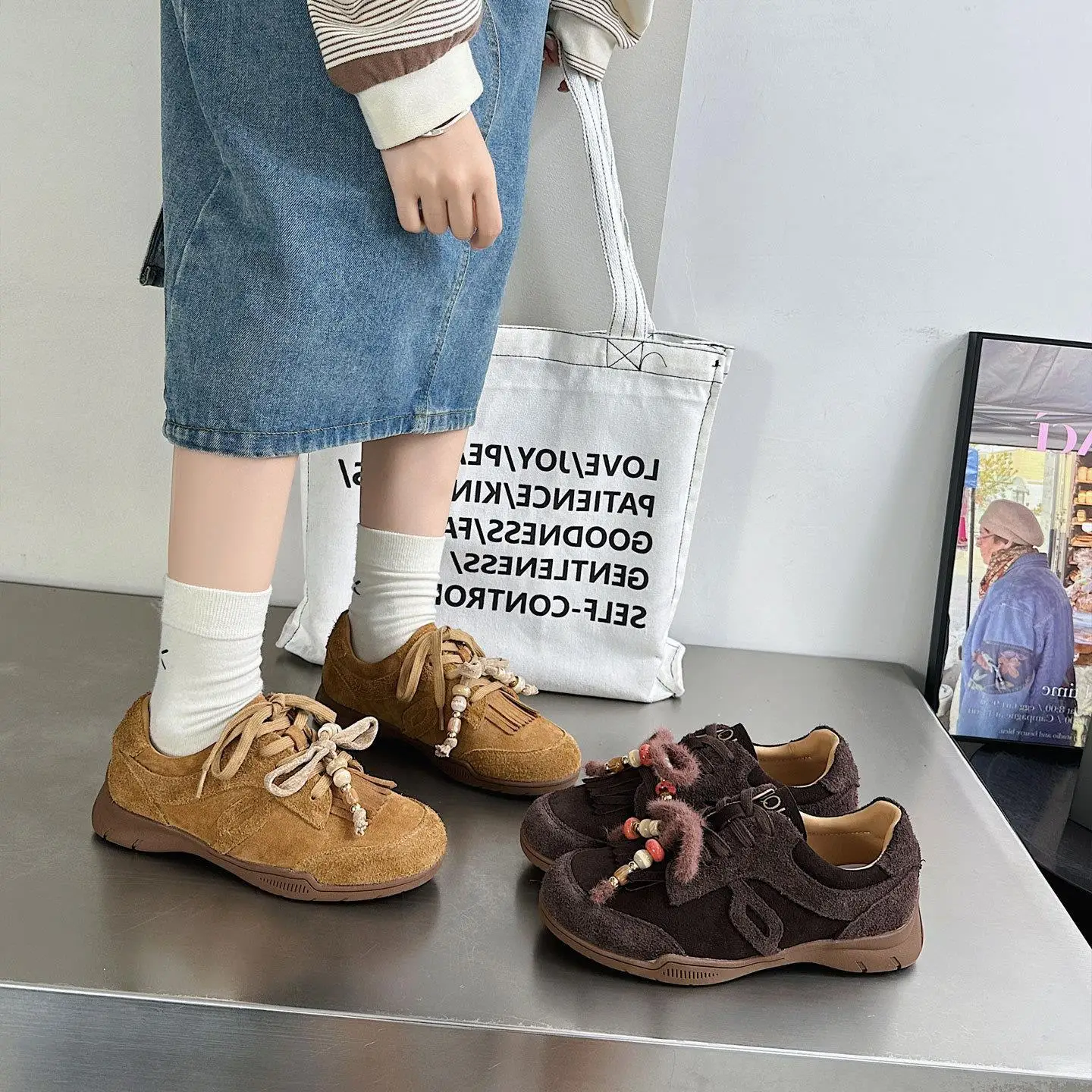 Genuine Leather Retro Tassel Thin Bottom Sports Shoes for Women New Style Cowhide Deoxynucleotide Trinucleotide Women's Shoes
Genuine Leather Retro Tassel Thin Bottom Sports Shoes for Women New Style Cowhide Deoxynucleotide Trinucleotide Women's Shoes