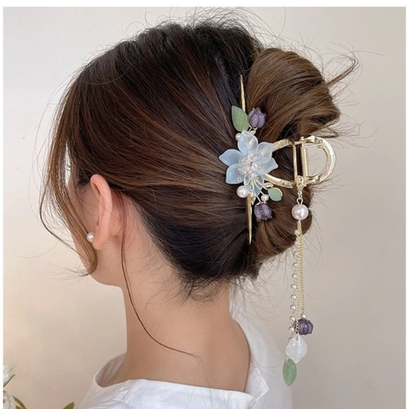 Women Lady Exquisite New Headband Alloy Flower Tassels Shark Hair Claw Curling Clips Female Spring Summer Hair Accessories
Women Lady Exquisite New Headband Alloy Flower Tassels Shark Hair Claw Curling Clips Female Spring Summer Hair Accessories