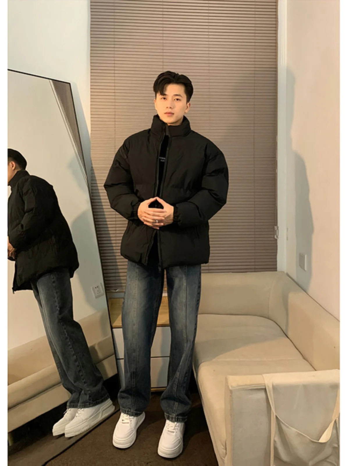 Американская утепленная черная хлопковая куртка для мужчин, зимняя молодежная модная верхняя одежда премиум-класса с воротником-стойкой
Американская утепленная черная хлопковая куртка для мужчин, зимняя молодежная модная верхняя одежда премиум-класса с воротником-стойкой