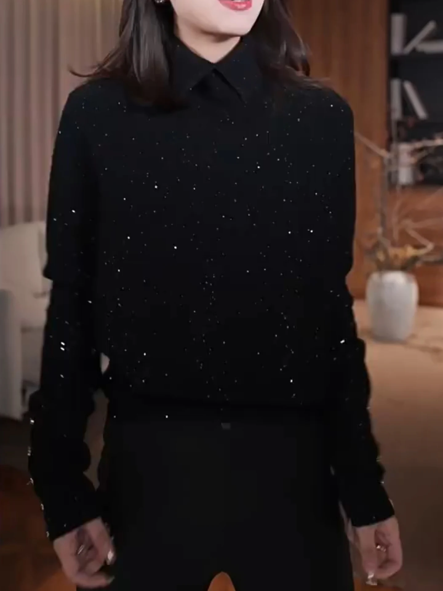 Elegant Black Sequin Knitwear Long Sleeve Fashionable Overhead Sweater Winter Versatile Age-Defying Top for Women
Elegant Black Sequin Knitwear Long Sleeve Fashionable Overhead Sweater Winter Versatile Age-Defying Top for Women