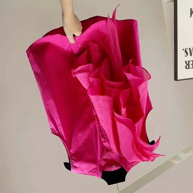 Three-dimensional Laminated Ruffle Leaf Edge Side Splicing Sleeveless Shirt High-end Foreign Style Design Sense Casual Shirt
Three-dimensional Laminated Ruffle Leaf Edge Side Splicing Sleeveless Shirt High-end Foreign Style Design Sense Casual Shirt