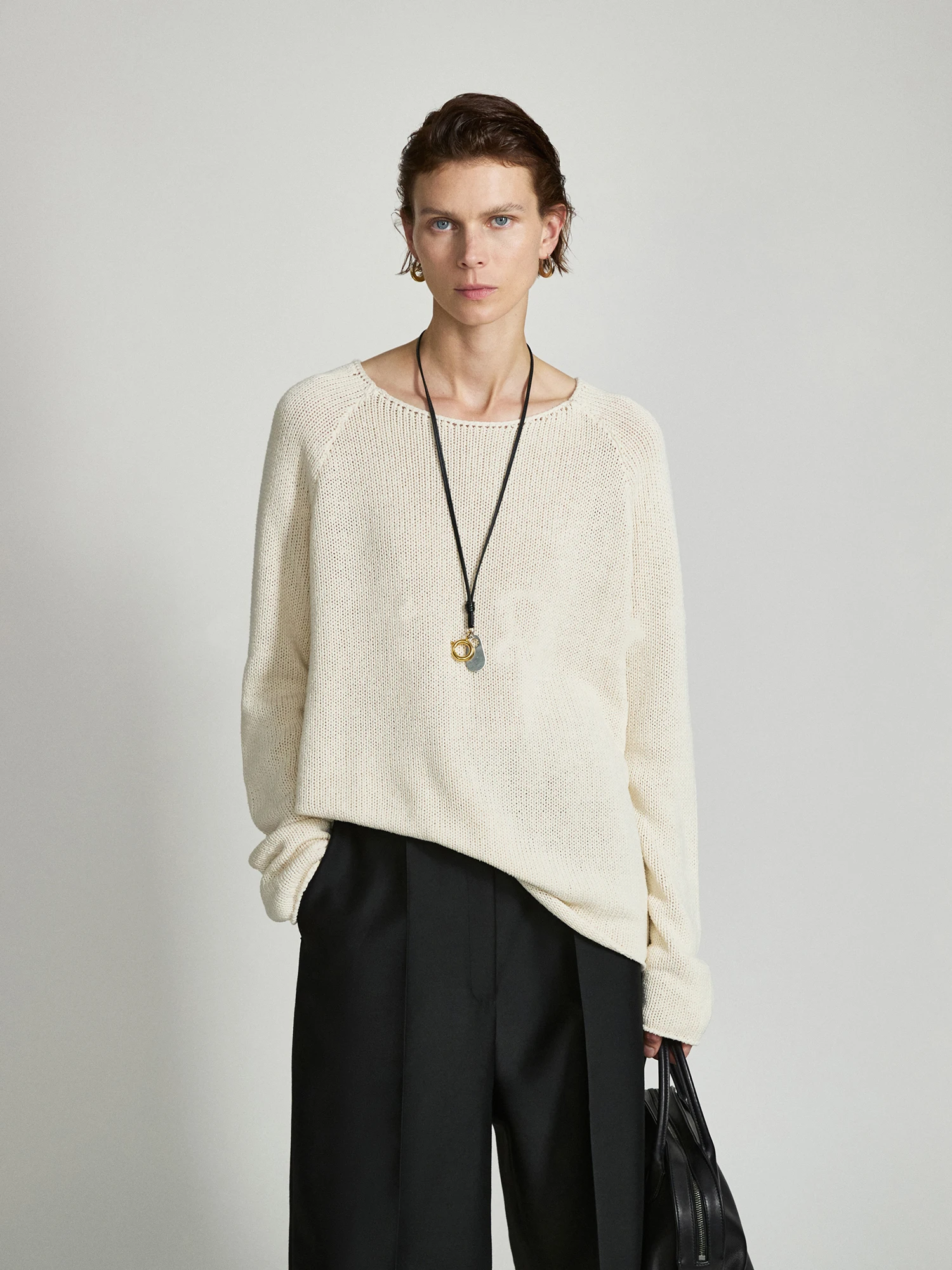 Loose Fit Women's Knitted Sweater Long Sleeve Thin Style Spring Autumn New Row Casual Comfortable Soft round Neck Top
Loose Fit Women's Knitted Sweater Long Sleeve Thin Style Spring Autumn New Row Casual Comfortable Soft round Neck Top