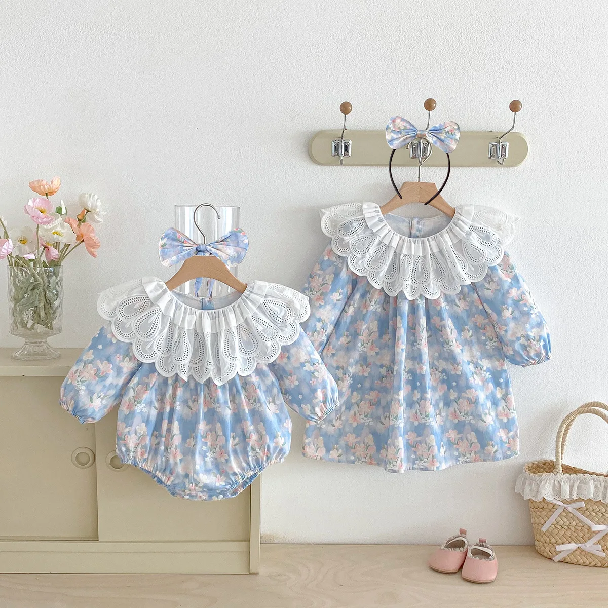 Baby Girl Sister Matching Outfits Korean Romper Ruffle Dress Sweet Toddler Sibling Wear Daily Casual Photography Party Apparel
Baby Girl Sister Matching Outfits Korean Romper Ruffle Dress Sweet Toddler Sibling Wear Daily Casual Photography Party Apparel