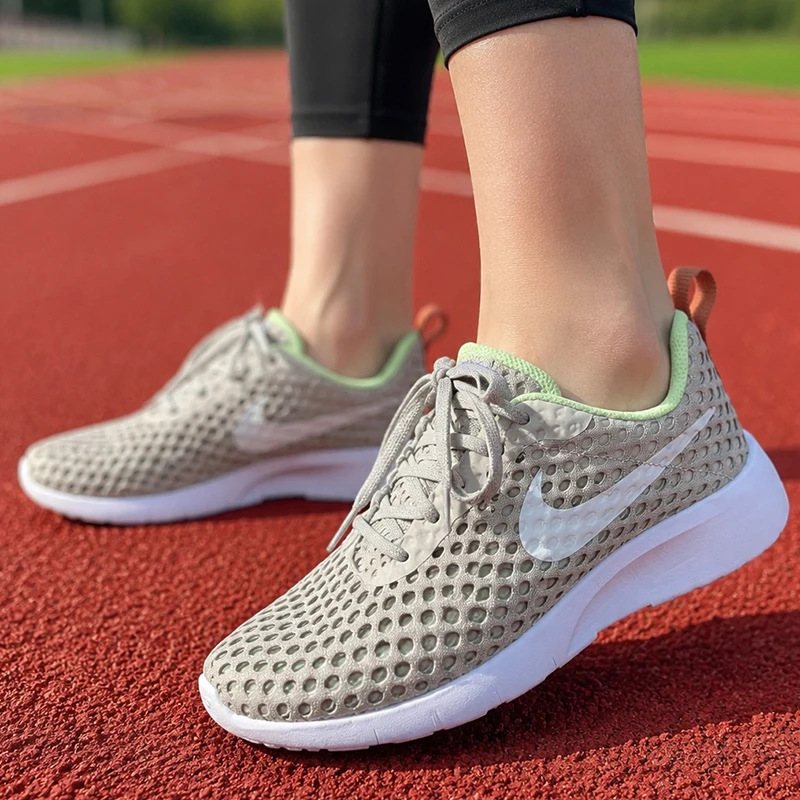 Nike genuine TANJUNGS women's and children's breathable mesh sports shoes AO9603-005
Nike genuine TANJUNGS women's and children's breathable mesh sports shoes AO9603-005