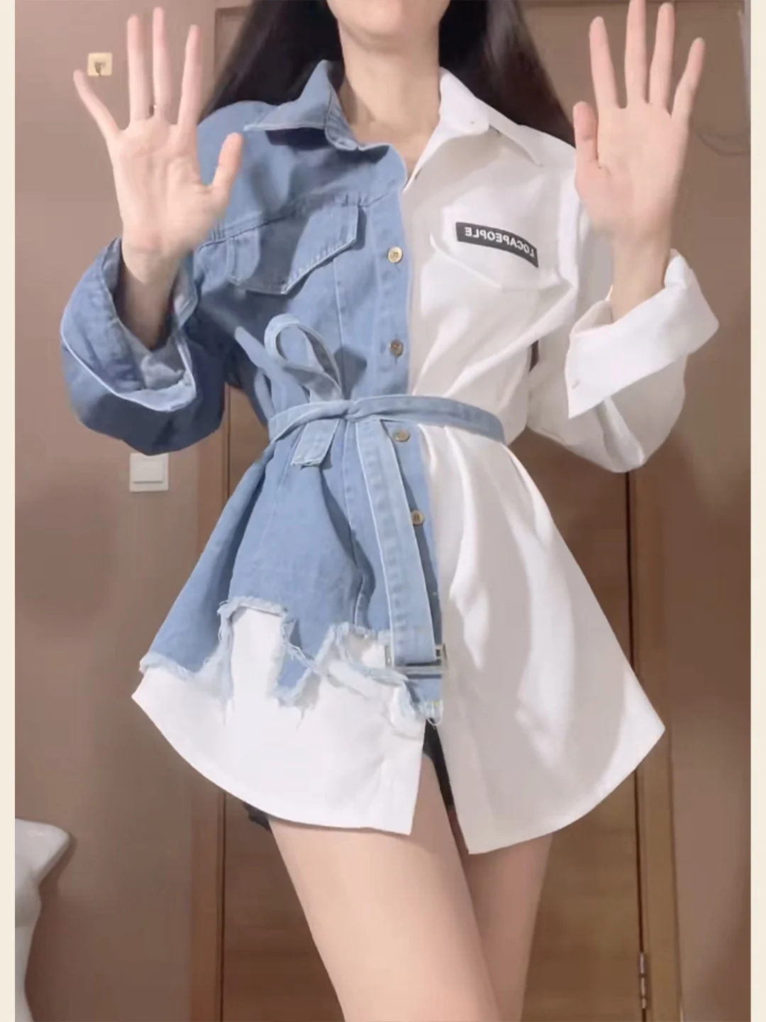 Spring 2026 Casual Sle Denim Patchwork Fake Two-Piece irt Women's Waist-Cinching Slimming Asymmetrical Collar Top
Spring 2026 Casual Sle Denim Patchwork Fake Two-Piece irt Women's Waist-Cinching Slimming Asymmetrical Collar Top