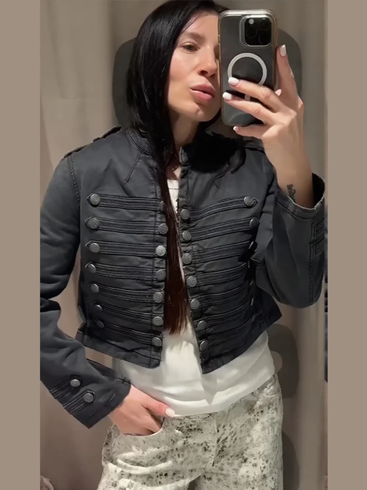 Женская куртка-пальто в стиле Наполеон, черная, с эффектом потертости, с воротником-стойкой, двубортная, укороченная, в военном стиле, верхняя одежда, весенняя женская одежда
Женская куртка-пальто в стиле Наполеон, черная, с эффектом потертости, с воротником-стойкой, двубортная, укороченная, в военном стиле, верхняя одежда, весенняя женская одежда