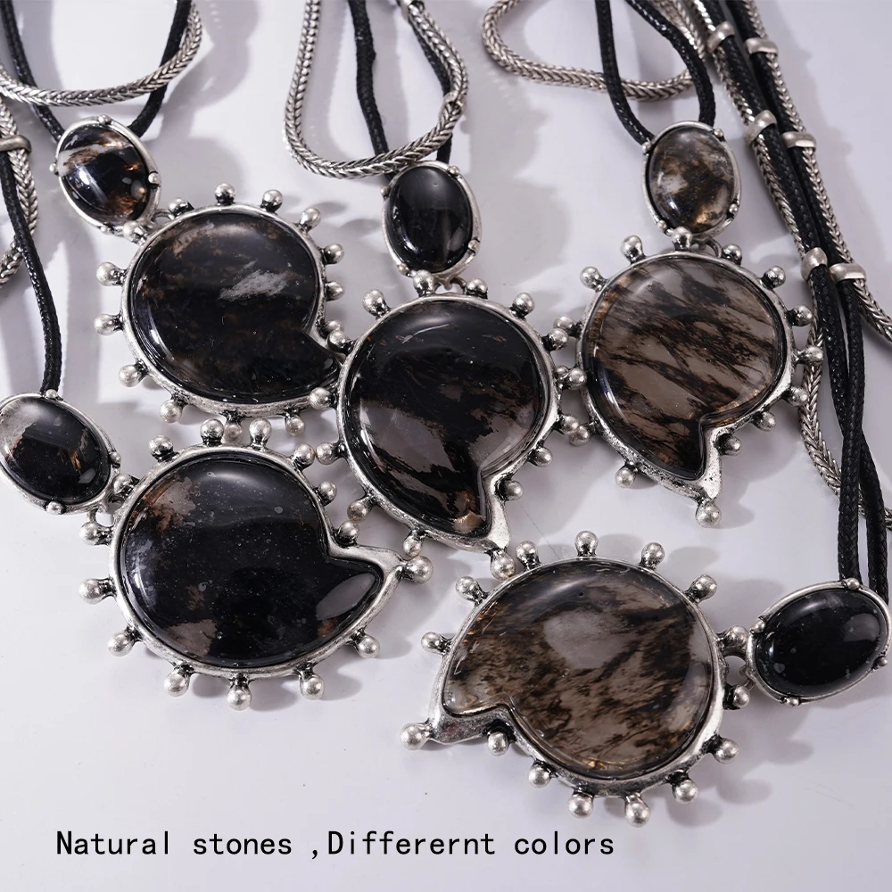Punk-Style Pendant Necklace With A Unique Vintage Double-Layer Design 2025 New Model Heavy-Duty Necklace For Both Men And Women
Punk-Style Pendant Necklace With A Unique Vintage Double-Layer Design 2025 New Model Heavy-Duty Necklace For Both Men And Women