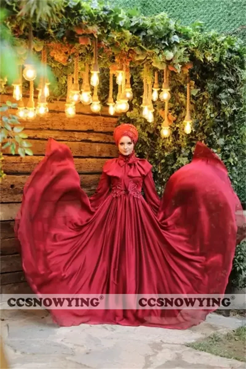 Chiffon Appliques Muslim Evening Dress Full Sleeve Hijab Prom Formal Party Gown High Neck Arabic Kaftan Islamic Robes De Soirée
Chiffon Appliques Muslim Evening Dress Full Sleeve Hijab Prom Formal Party Gown High Neck Arabic Kaftan Islamic Robes De Soirée