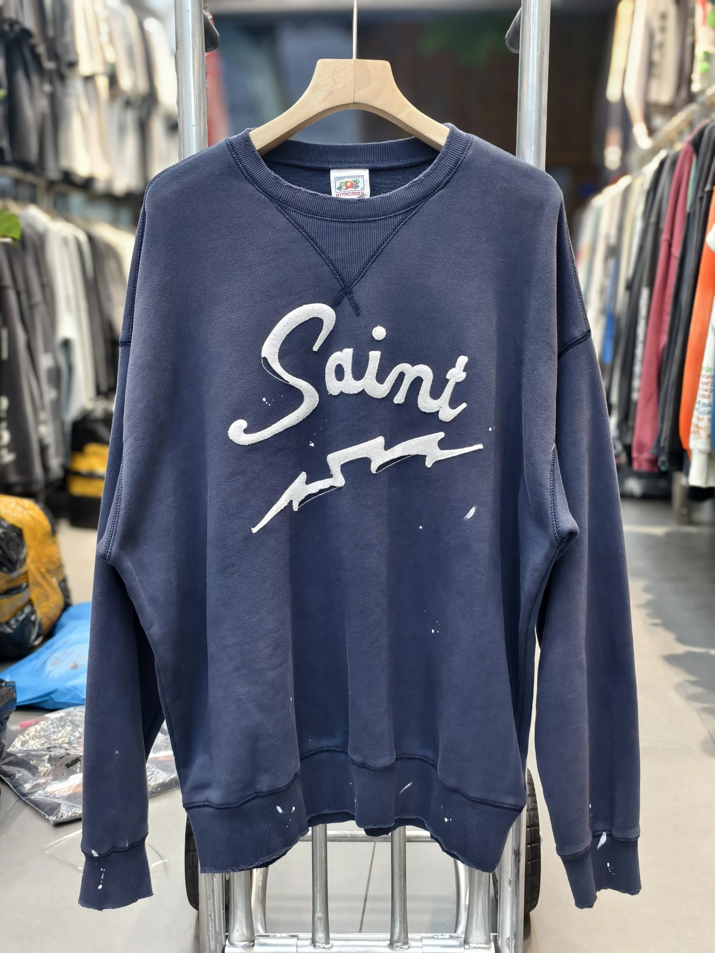 Embroidered Blue Lightning Fce-lined Vintage American High Street Waed Casual Long Sve round Ne Sweatirt Men
Embroidered Blue Lightning Fce-lined Vintage American High Street Waed Casual Long Sve round Ne Sweatirt Men