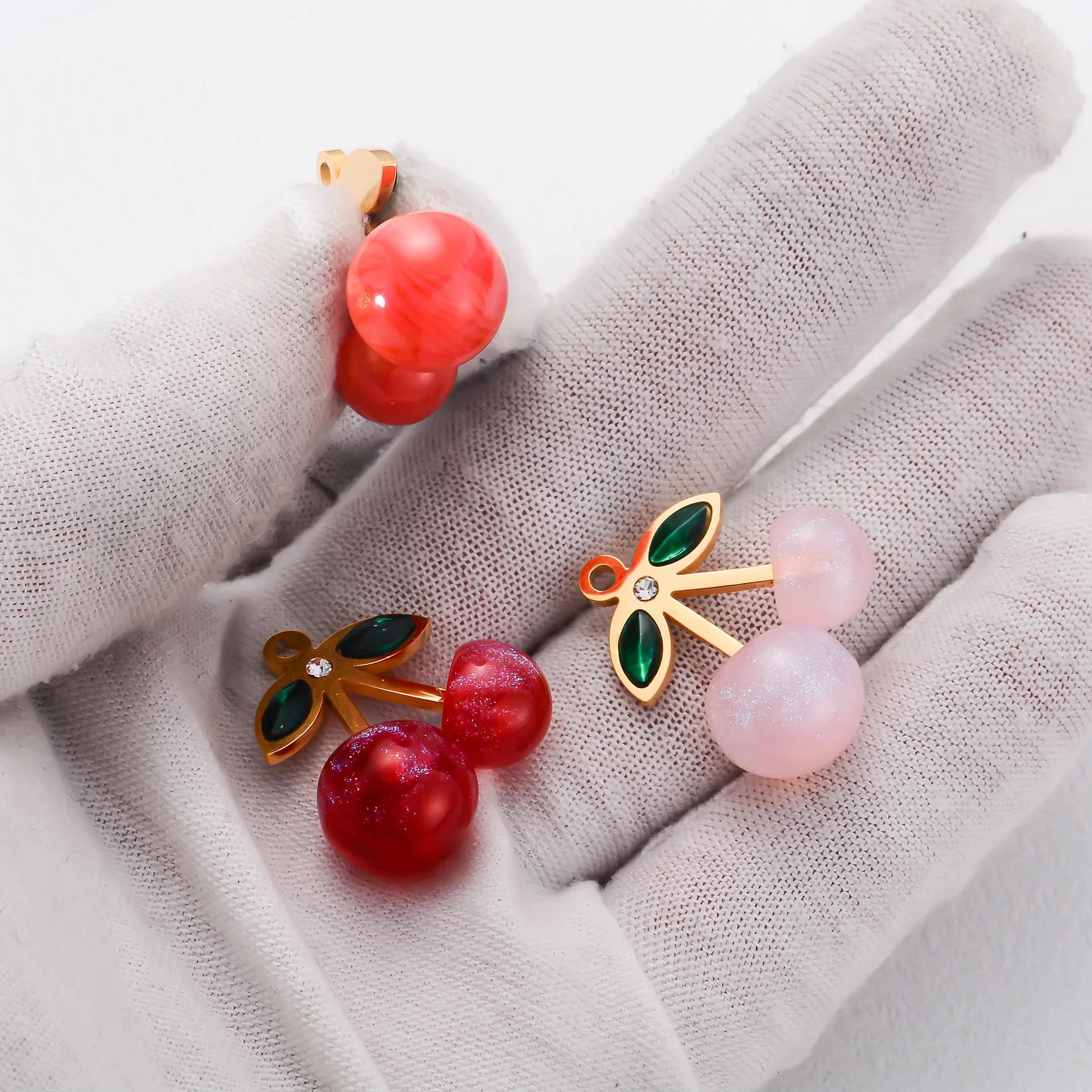 2Pcs Cartoon 3D Cherry Fruit Pendant for Making DIY Jewelry Earrings Necklace Keychain Gift Accessories Supplies
2Pcs Cartoon 3D Cherry Fruit Pendant for Making DIY Jewelry Earrings Necklace Keychain Gift Accessories Supplies