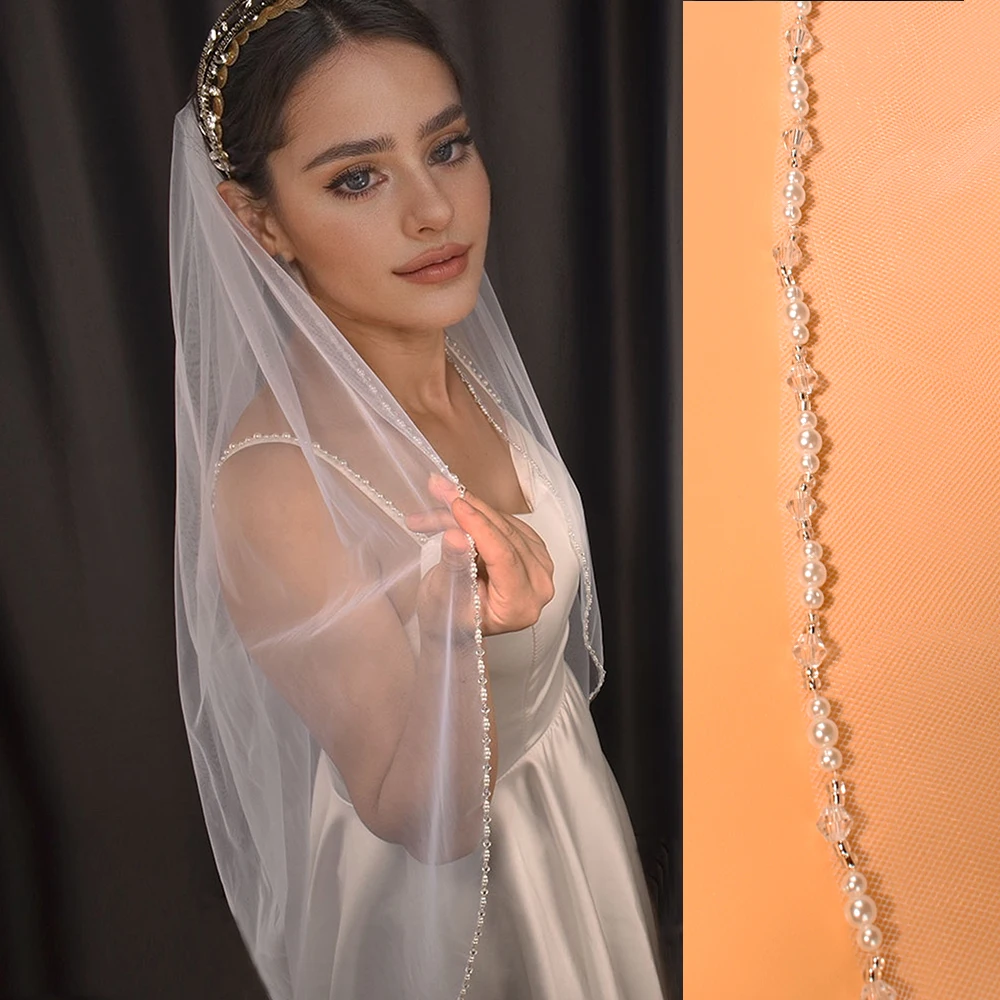 B04 White Bridal Veil Beading Edge One-Layer Dress Veil for Bride Elegant Fingertip Brides Headdress Veil with Hair Comb
B04 White Bridal Veil Beading Edge One-Layer Dress Veil for Bride Elegant Fingertip Brides Headdress Veil with Hair Comb