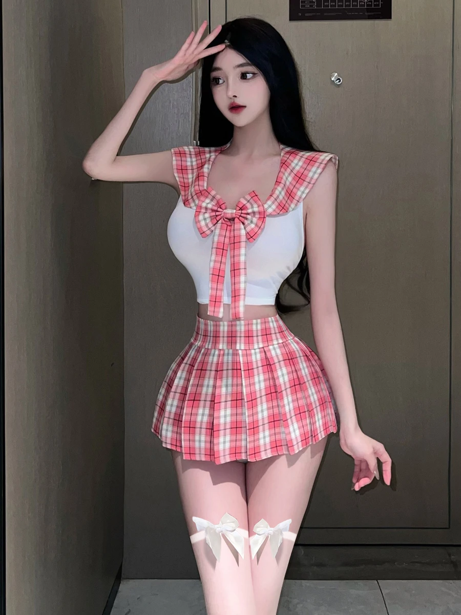 Sweet And Spicy Girl Knot Collar Navy Style JK Uniform Student Sailor Suit Plaid Pleated Skirt Set Women's Fashion
Sweet And Spicy Girl Knot Collar Navy Style JK Uniform Student Sailor Suit Plaid Pleated Skirt Set Women's Fashion