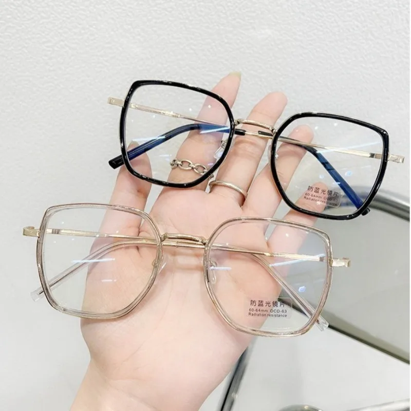 2pcs Anti-radiation Glasses for Women Student Glasses Anti-blue Light Oval Frame Computer Glasses Replaceable Lenses
2pcs Anti-radiation Glasses for Women Student Glasses Anti-blue Light Oval Frame Computer Glasses Replaceable Lenses