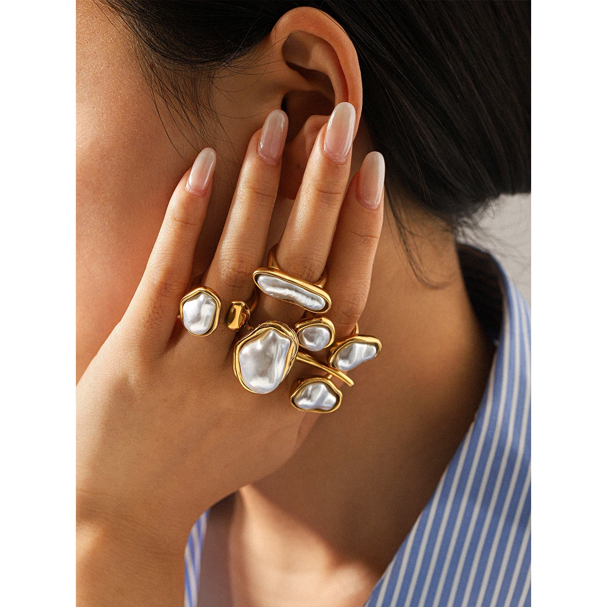 18k Gold Color Plated Stainless Steel Baroque Shaped Pearl Asymmetric Ring Pearl Ring Women's Daily Wear Jewelry Accessories
18k Gold Color Plated Stainless Steel Baroque Shaped Pearl Asymmetric Ring Pearl Ring Women's Daily Wear Jewelry Accessories