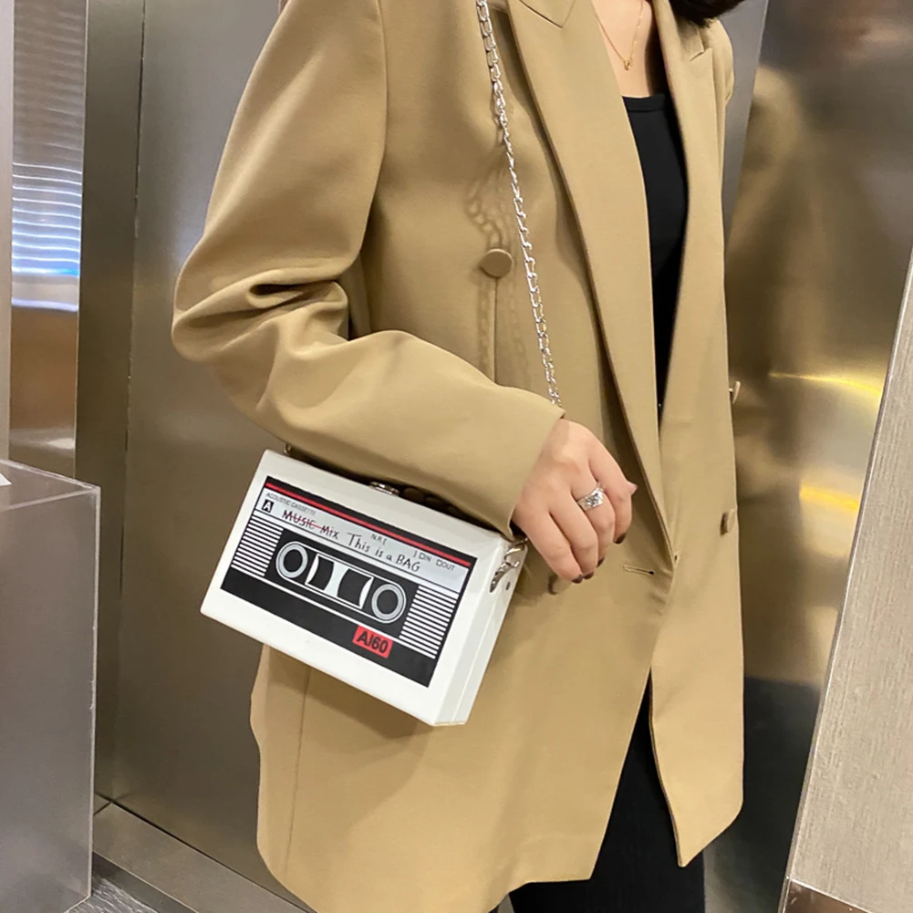 Women Luxury Retro Bag Radio Shape Small Square Bag PU Leather Tape Recorder Print Ladies Daily Commute Bag
Women Luxury Retro Bag Radio Shape Small Square Bag PU Leather Tape Recorder Print Ladies Daily Commute Bag