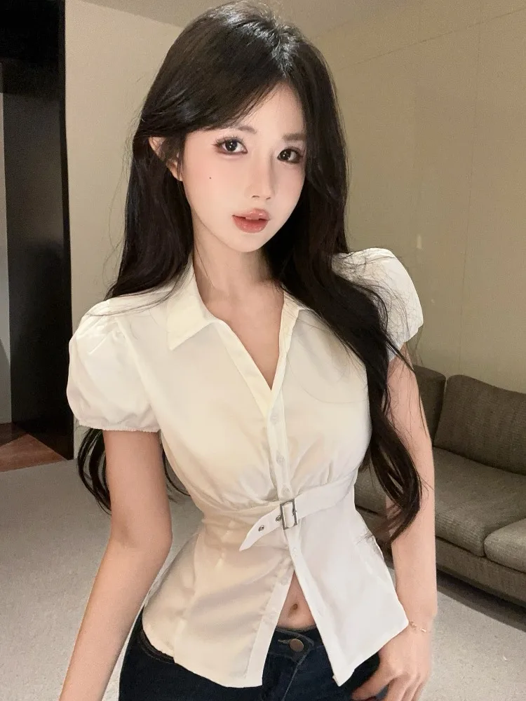 Fashionable Korean Style Short Sleeve Shirt Women's Slim Fit Metal Buckle Waist Cinched Spring Summer New Button Slim Top
Fashionable Korean Style Short Sleeve Shirt Women's Slim Fit Metal Buckle Waist Cinched Spring Summer New Button Slim Top