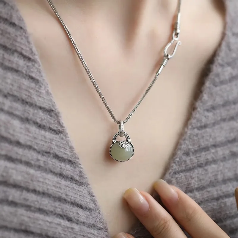 S925 Silver Fu Character Copper Coin Hetian Jade Pendant Chinese Style Retro Niche Light Luxury Chinese Necklace Holiday Gift
S925 Silver Fu Character Copper Coin Hetian Jade Pendant Chinese Style Retro Niche Light Luxury Chinese Necklace Holiday Gift