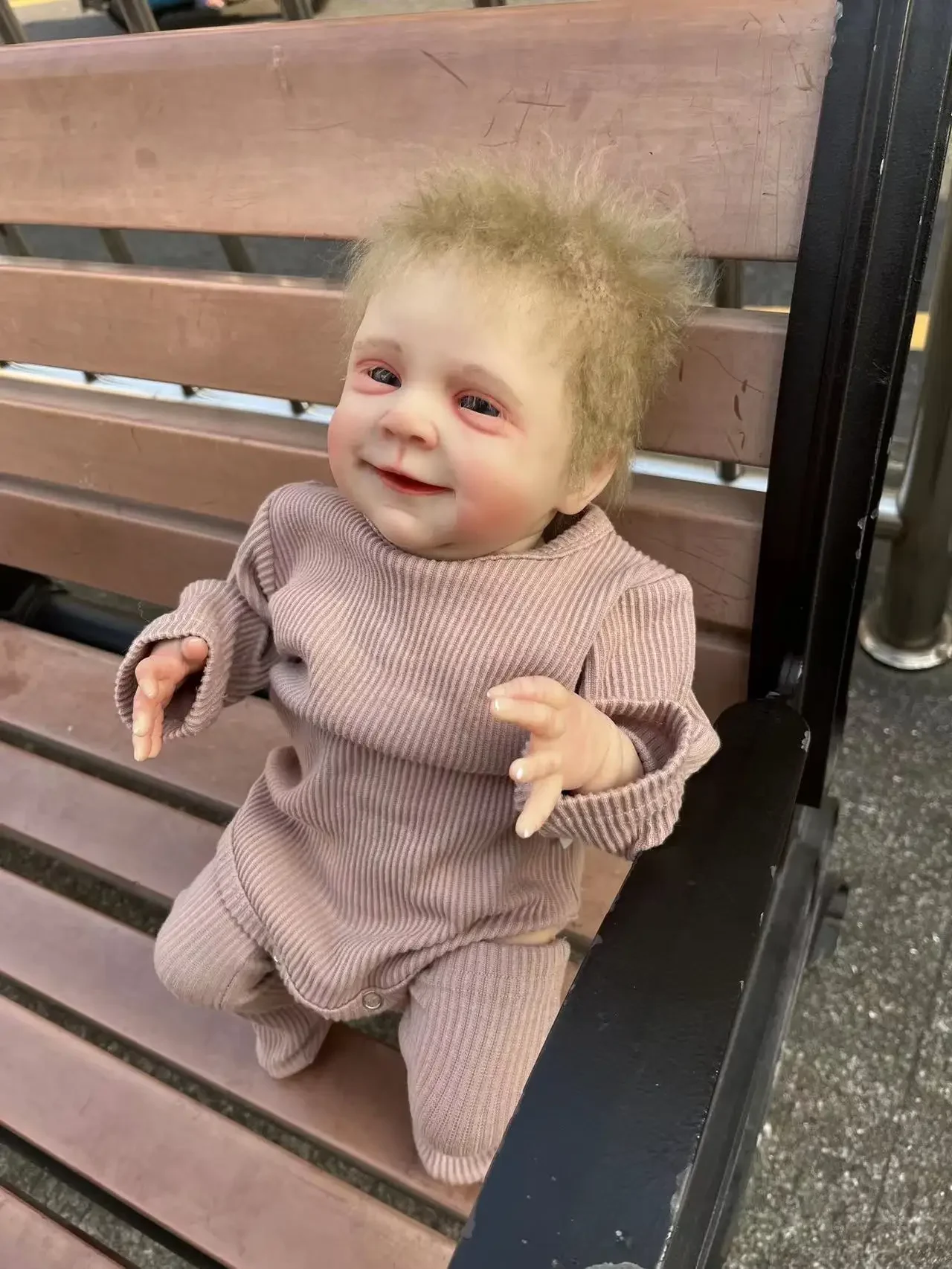 DLS укорененные волосы 20 дюймов Reborn Baby Sebastian реальные фотографии с милым платьем уже готовая кукла Рождественский подарок
DLS укорененные волосы 20 дюймов Reborn Baby Sebastian реальные фотографии с милым платьем уже готовая кукла Рождественский подарок