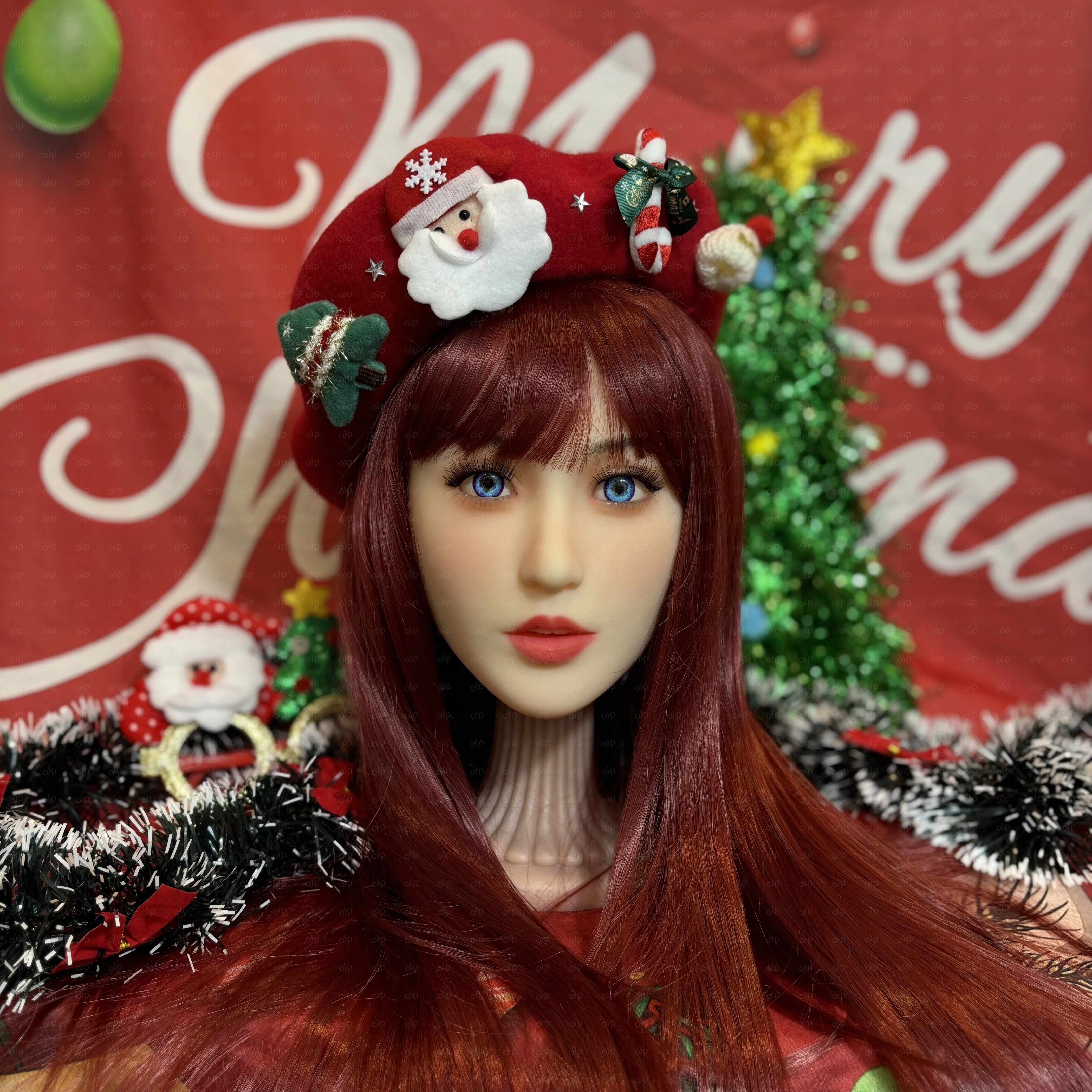 Christma-style animated character animal cartoon hair stylized hair tuft model, random hair color given
Christma-style animated character animal cartoon hair stylized hair tuft model, random hair color given