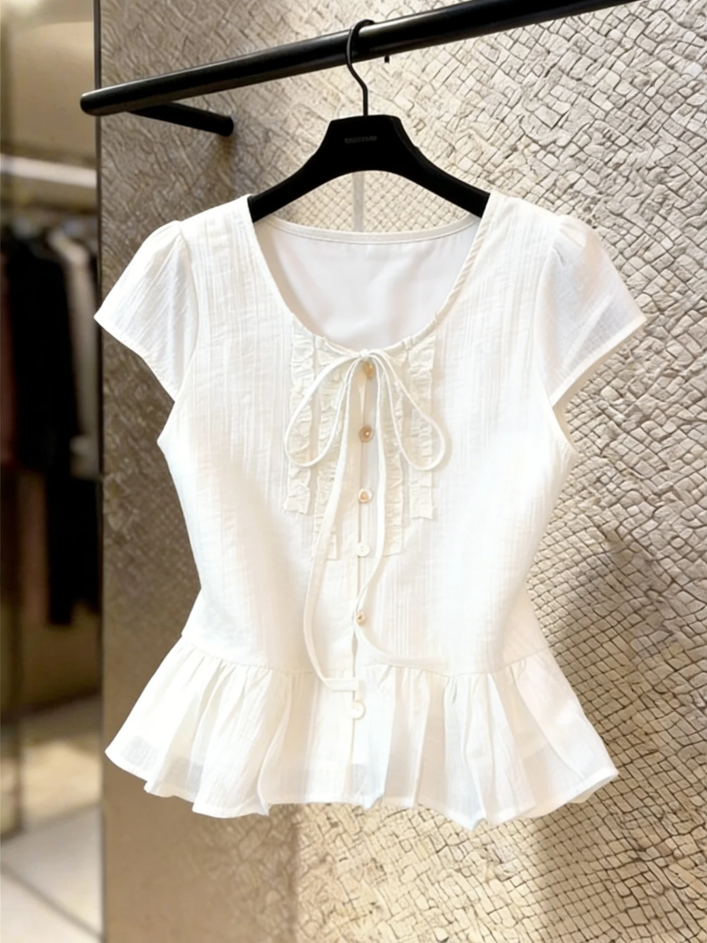 French Style round Neck Ribbon Short Sleeve Shirt Women's Summer New Fashion Slimming Top Breathable Cotton Linen Blend
French Style round Neck Ribbon Short Sleeve Shirt Women's Summer New Fashion Slimming Top Breathable Cotton Linen Blend