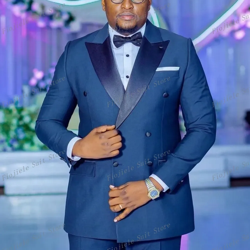 New Blue Men Tuxedos Business Prom Formal Occasion Groom Groomsman Wedding Party Male Suit 2 Piece Set Blazer Pants
New Blue Men Tuxedos Business Prom Formal Occasion Groom Groomsman Wedding Party Male Suit 2 Piece Set Blazer Pants