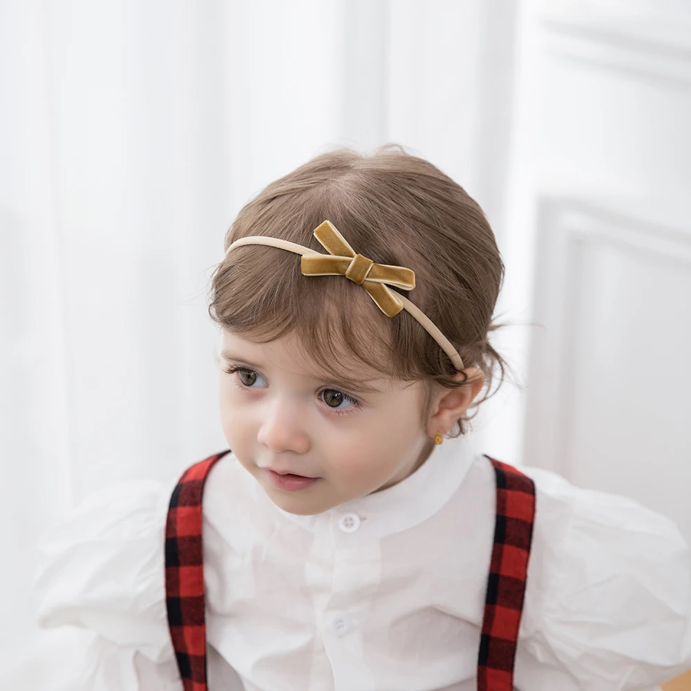 Kroean Colorful Velvet Bowknot Headband for Girls Baby Kids Child Hair Bands for Toddlers Infant Headwear Hair Accessories Gifts
Kroean Colorful Velvet Bowknot Headband for Girls Baby Kids Child Hair Bands for Toddlers Infant Headwear Hair Accessories Gifts