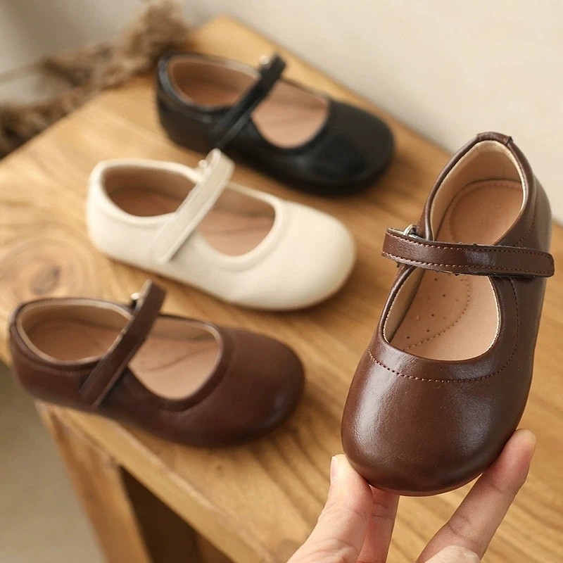 Genuine Leather Girls Flat Shoes Spring Autumn Comfortable Lining Non-slip Sole Mary Jane Style Children Casual Shoes for Kids
Genuine Leather Girls Flat Shoes Spring Autumn Comfortable Lining Non-slip Sole Mary Jane Style Children Casual Shoes for Kids