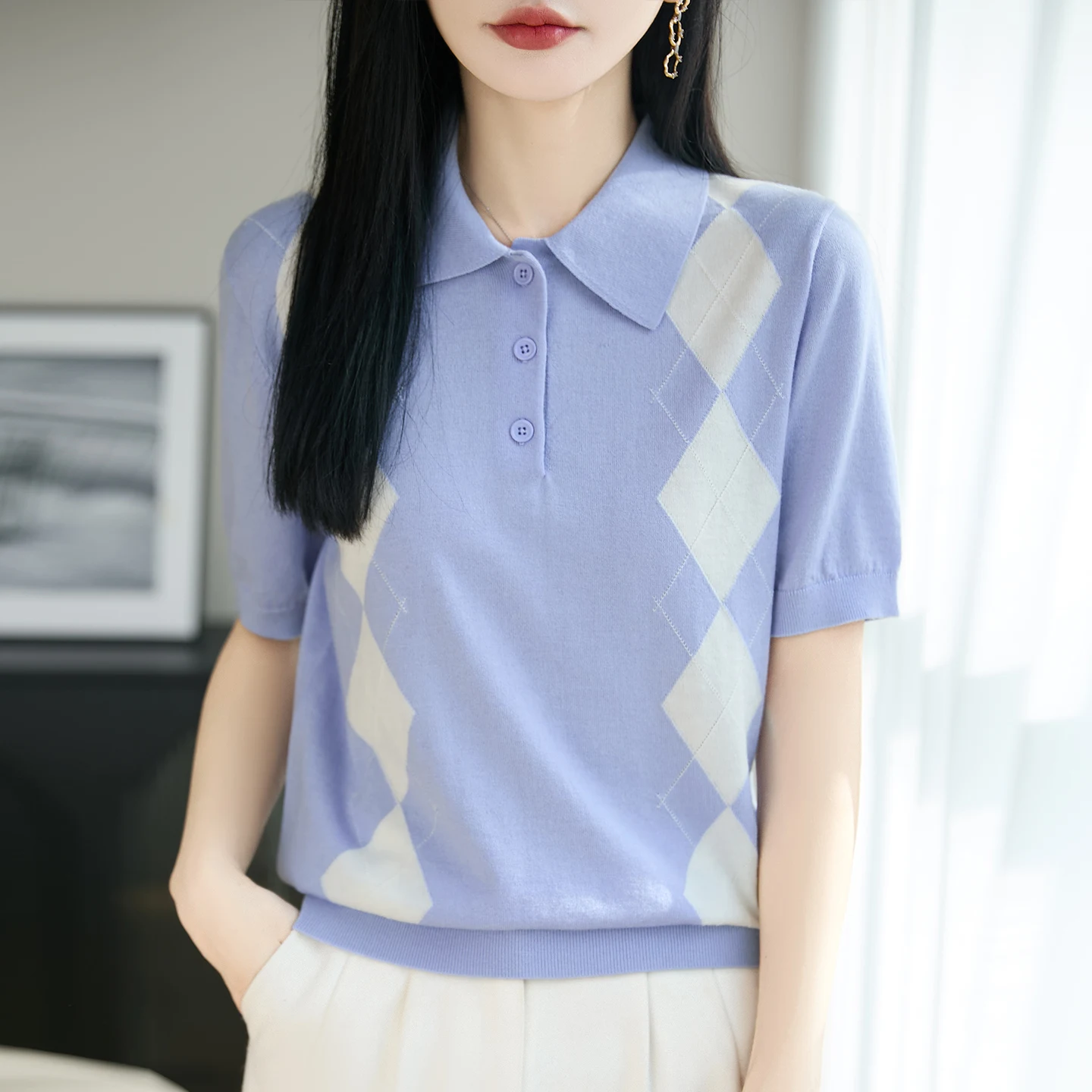 Fine Spun Wool Blend Argyle Knit Polo Shirt Women Short Sleeve 31 Wool Breathable Preppy Style Soft Slim Fit Casual Office Top
Fine Spun Wool Blend Argyle Knit Polo Shirt Women Short Sleeve 31 Wool Breathable Preppy Style Soft Slim Fit Casual Office Top